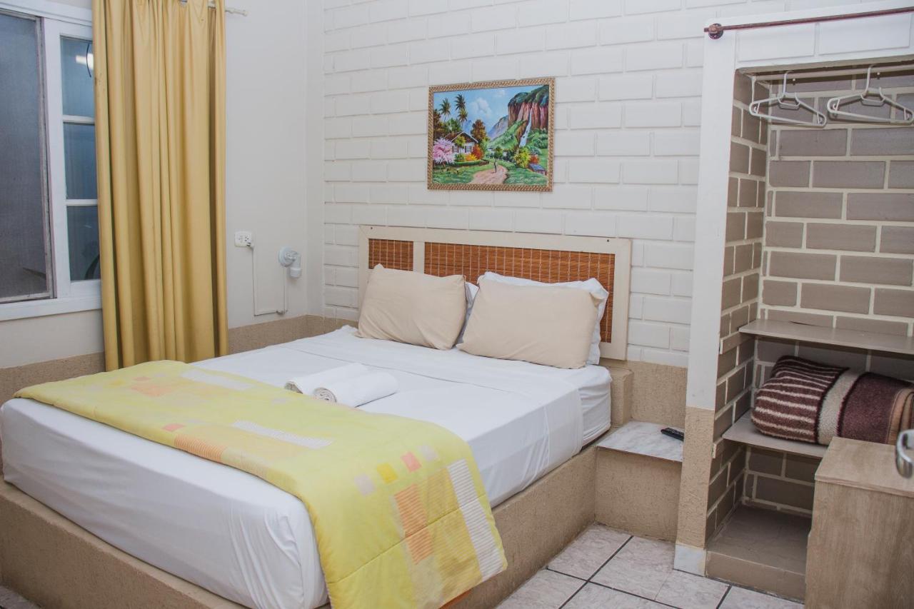 Marinamarela Hotel Penha (Santa Catarina)